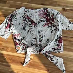 Elegant Floral V-Neck Blouse